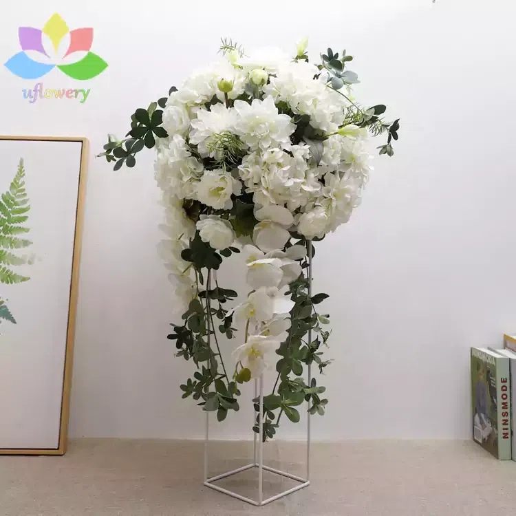 Fake Flowers For Wedding Centerpieces