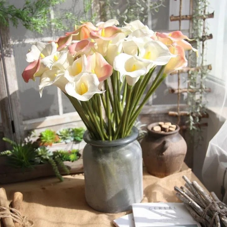Fake PU Calla Lily